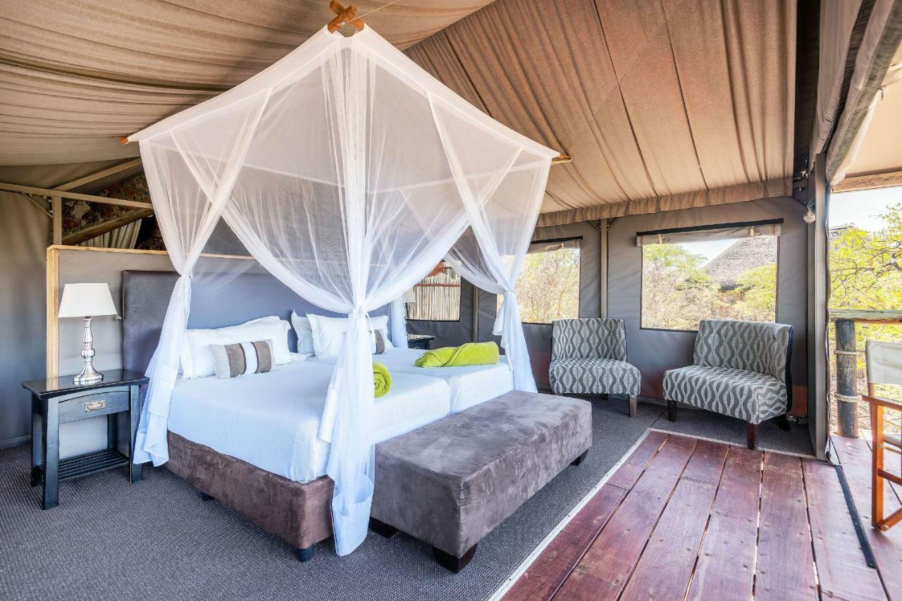Eagle Tented Lodge & Spa Okaukuejo Luaran gambar