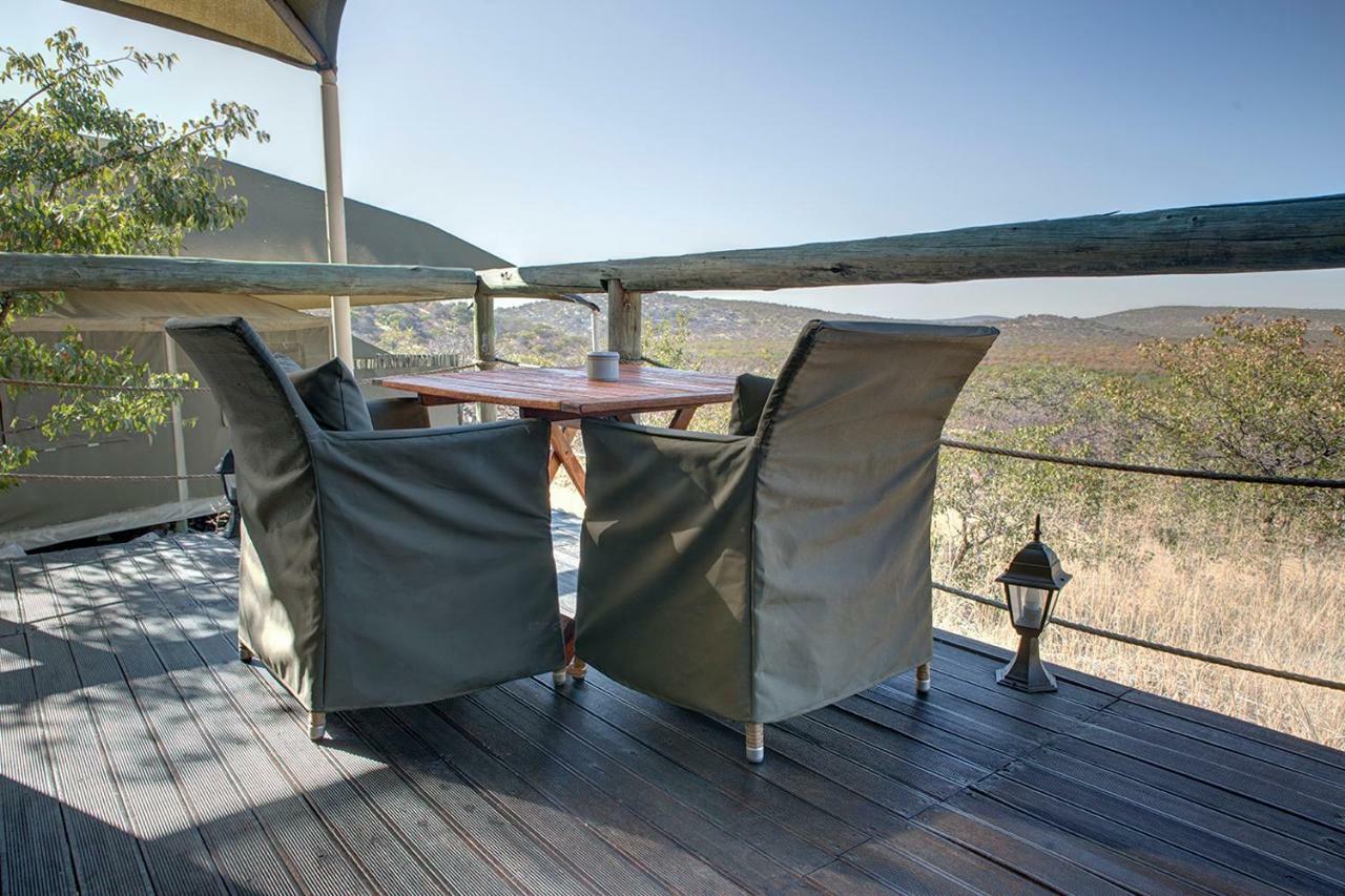 Eagle Tented Lodge & Spa Okaukuejo Luaran gambar